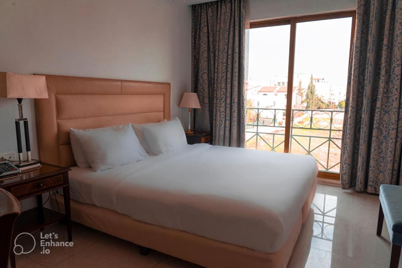 Guest House Hotel Amman By Fhm Exterior photo